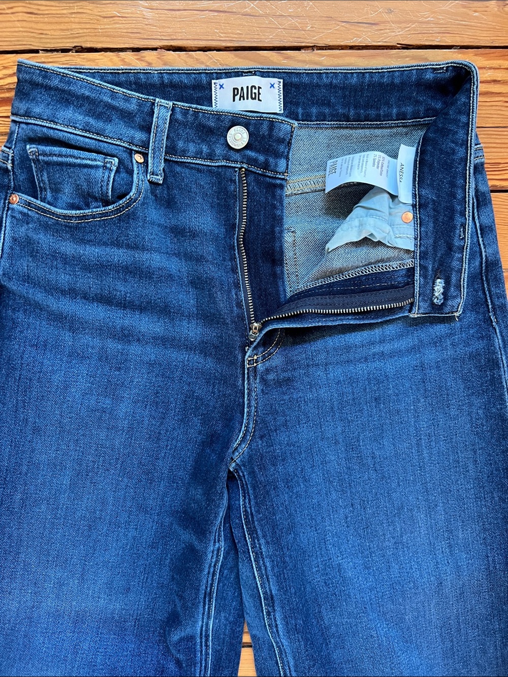 PAIGE Anessa Wide Leg Jean - Picture 3 of 11